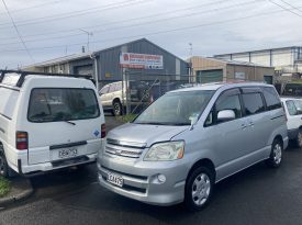 Toyota Noah 2006 Self Contained Campervan