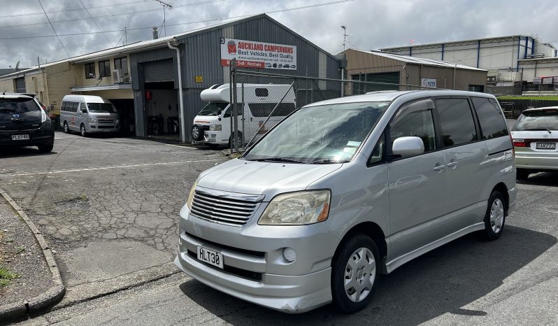 Toyota Noah 2004 Self Contained Campervan